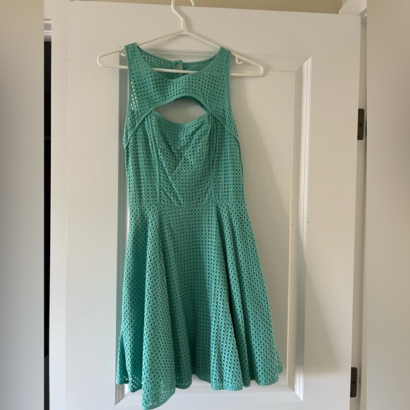Guess Mint Green Size 4 Dress - Picture 1 of 2